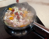 Foto del paso 4 de la receta: Pasta con calamares y alcachofas