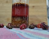 A picture of step 4 of Chilli oil.