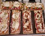 Une image de l'étape 7 de Pain liquide ramadan tomates/oignons/poivrons en bruschetta.