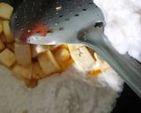 A picture of step 7 of Paneer Rezala.