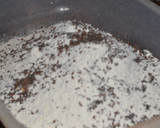 Foto del paso 1 de la receta: Pan pita con masa madre, semillas y harina integral