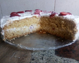 Foto del paso 8 de la receta: Torta de frutillas y crema🍓