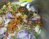A picture of step 3 of Sizzler khichdi.