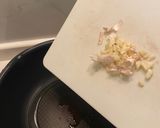 รูปขั้นตอนการทำที่ 1 ของ ผัดพริกหยวกใส่หมู