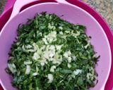 A picture of step 1 of Creamed spinach.