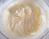 Foto del paso 3 de la receta: Vasitos de tarta de queso con albaricoque