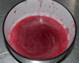 Foto del paso 6 de la receta: Bizcocho de remolacha y chocolate sobre culis de frambuesas