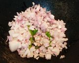A picture of step 3 of Beans Poriyal stir fry.