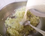 A picture of step 1 of Doodhi/Lauki Faradi Kheer.