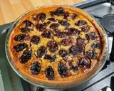 Une image de l'étape 11 de Tarte aux prunes, miel et amandes.