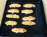 Foto del paso 2 de la receta: Palitos de coco y queso keto