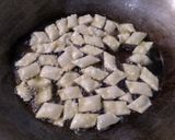 Foto langkah ke 5 dari resep Kulit pangsit goreng.