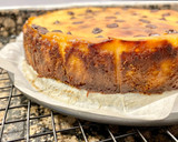 Foto del paso 7 de la receta: Tarta de queso ricotta con pepitas de chocolate