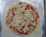 Foto langkah ke 4 dari resep Pizza sosis simple.