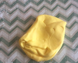 Foto del paso 7 de la receta: Pastel de natillas y fondan de Mikecrack 💛🐶💎