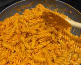 รูปขั้นตอนการทำที่ 5 ของ Pasta alla Vodka พาสต้าครีมวอดก้า