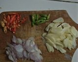 Foto langkah ke 3 dari resep Kangkung ayam tiram.