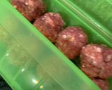 Foto del paso 2 de la receta: Albóndigas rellenas de queso con salsa de tomate en Lékué