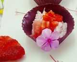 A picture of step 14 of Strawberry cream in chocolate cups.