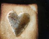 হার্ট ব্রেড টোস্ট(heart bread toast recipe in Bengali) রেসিপি ধাপ - 2 ছবি