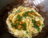 Foto langkah ke 2 dari resep Telur Dadar Bayam ~ With Saus Bolognese.