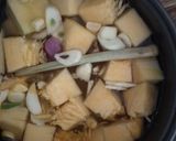 Foto langkah ke 1 dari resep Bubur Manado Simple (Made in Rice Cooker!).
