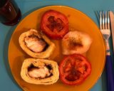 Foto del paso 24 de la receta: Salmón horneado en pan brioche con un acompañamiento improvisado y salsa rápida