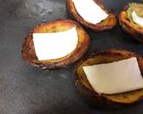 A picture of step 7 of Baked cheese corn potato.