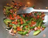 A picture of step 5 of Rava Upma.