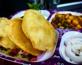 मैदे और रवे की पूरी (maide aur rave ki poori recipe in Hindi) रेसिपी चरण 3 फोटो