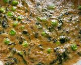 A picture of step 3 of Methi Malai Matar.