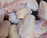 Foto langkah ke 1 dari resep Ayam Goreng Bawang Khas Batam.
