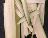 Foto del paso 2 de la receta: Calabacín y gulas en airfryer
