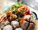 Foto langkah ke 4 dari resep Bakso ayam mix sapi ala Binsele.