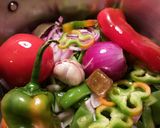 Foto del paso 8 de la receta Alubias pintas, con acelgas y salchichas frescas