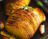 Foto do passo 1 de Supremo de frango com molho de cogumelos, batata assada e puré de cenoura