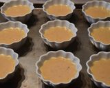 Une image de l'étape 2 de Crèmes brûlées au foie gras, recette simplifiée.