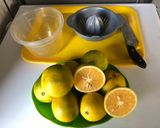 A picture of step 1 of Fresh Orange juice.
