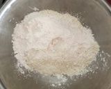 Foto langkah ke 1 dari resep Kue Bawang / Stik Bawang.