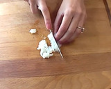 Foto del paso 1 de la receta: Tortillitas de bacalao