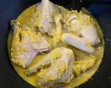 Foto langkah ke 2 dari resep Pepes Ayam Kemangi (bumbu kuning tanpa santan).