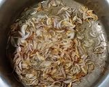 A picture of step 2 of Haleem Mix .