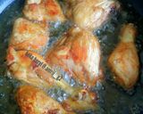 Foto langkah ke 1 dari resep Ayam Goreng serundeng Kelapa.