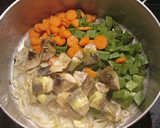 Foto del paso 13 de la receta: Pollo con alcachofas