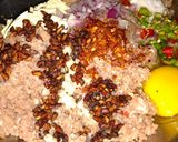 A picture of step 1 of Beef chapli kabab.