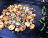 Une image de l'étape 8 de Duo de courgettes aux tomates, poivron, algues et piments verts.