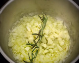 Foto del paso 6 de la receta: Pollo relleno con guarnición