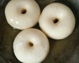 Foto langkah ke 5 dari resep Donat menul simpel irit bahan (takaran sendok).