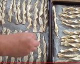 A picture of step 5 of Cheese Straws.