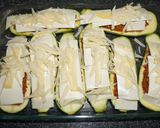 Foto del paso 4 de la receta: Zapallitos italianos rellenos con salsa boloñesa